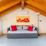Gin's House