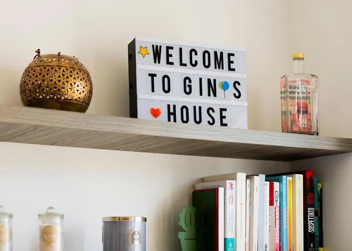 Gin's House *